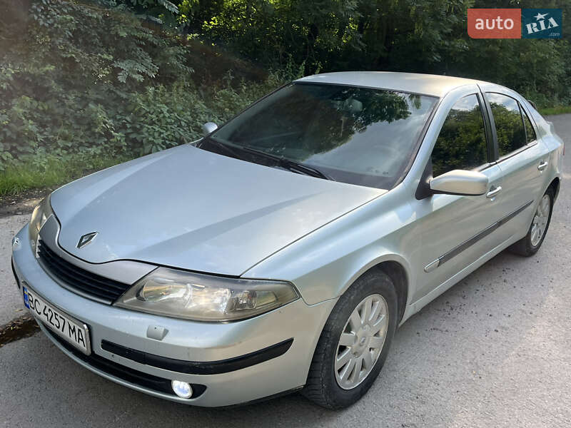 Лифтбек Renault Laguna 2002 в Тернополе