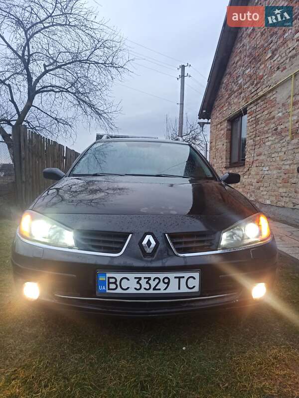 Универсал Renault Laguna 2005 в Глинянах