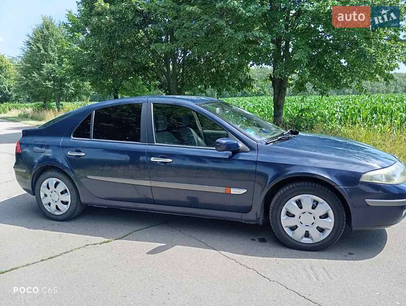 Лифтбек Renault Laguna 2002 в Клевани