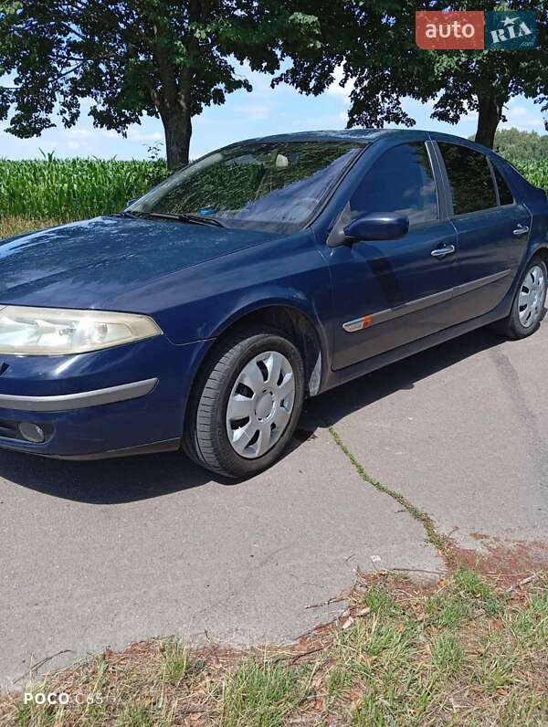 Лифтбек Renault Laguna 2002 в Клевани