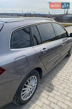 Универсал Renault Laguna 2011 в 