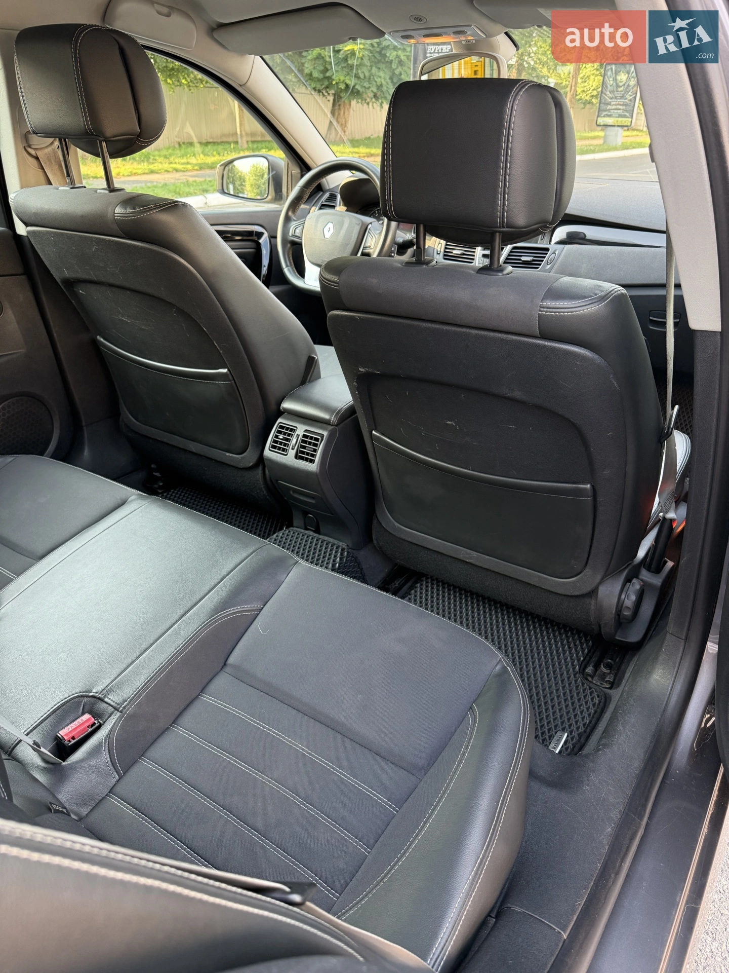 2011 Renault Laguna - мініатюра 11