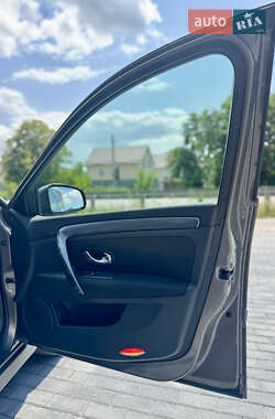 Универсал Renault Laguna 2009 в 