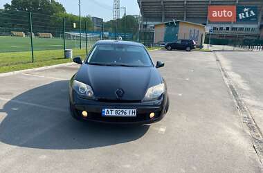 Лифтбек Renault Laguna 2010 в 