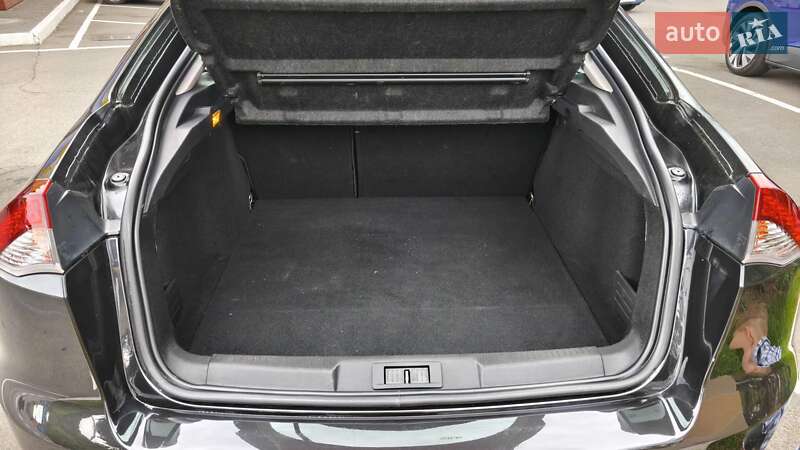 Лифтбек Renault Laguna 2010 в Киеве