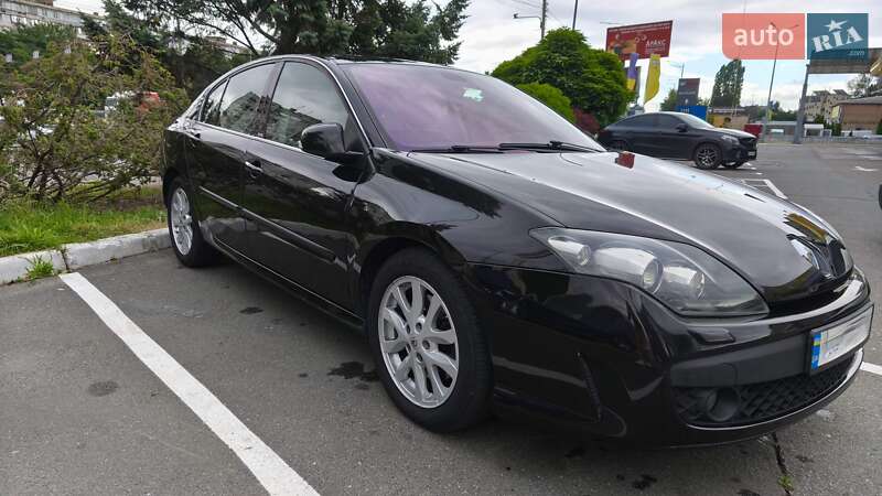 Лифтбек Renault Laguna 2010 в Киеве