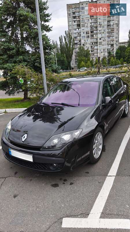 Лифтбек Renault Laguna 2010 в Киеве