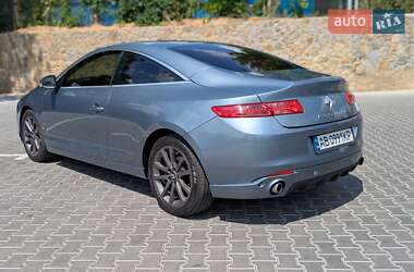Купе Renault Laguna 2009 в 