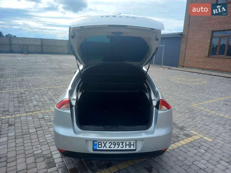 Ліфтбек Renault Laguna 2008 в Теофіполі