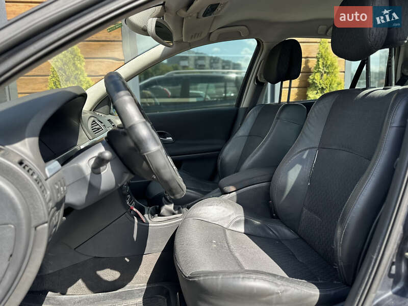 Универсал Renault Laguna 2005 в Шептицькому фото 26 Универсал Renault Laguna 2005 в Шептицькому