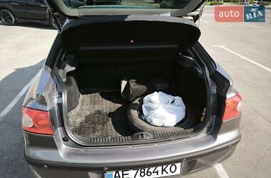 Лифтбек Renault Laguna 2006 в 