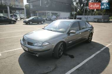 Лифтбек Renault Laguna 2006 в 