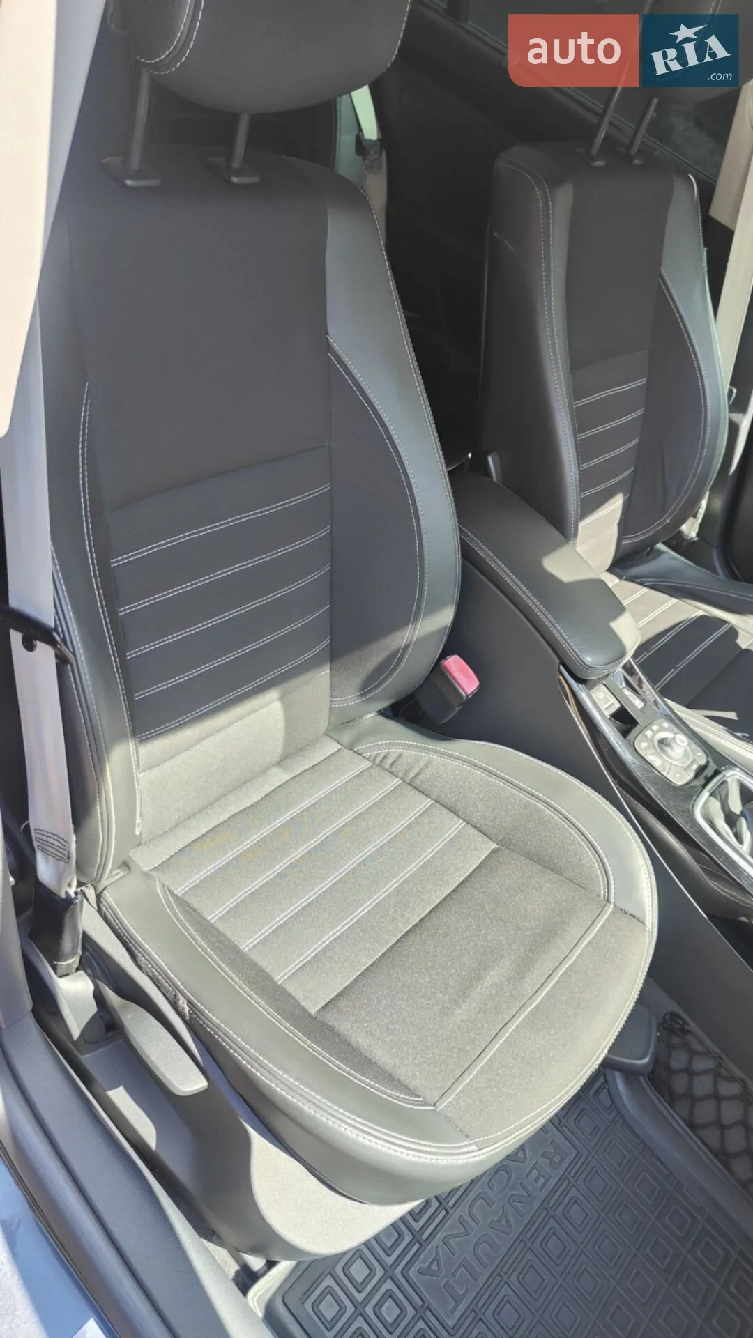 2013 Renault Laguna - мініатюра 39