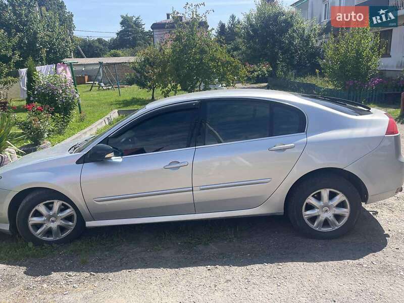 Renault Laguna 2010 Renault Laguna 2010