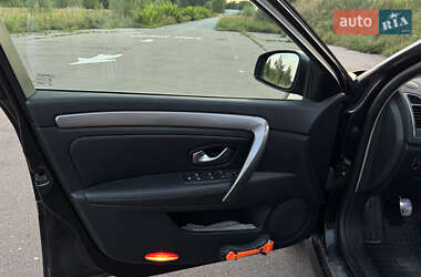 Универсал Renault Laguna 2012 в 