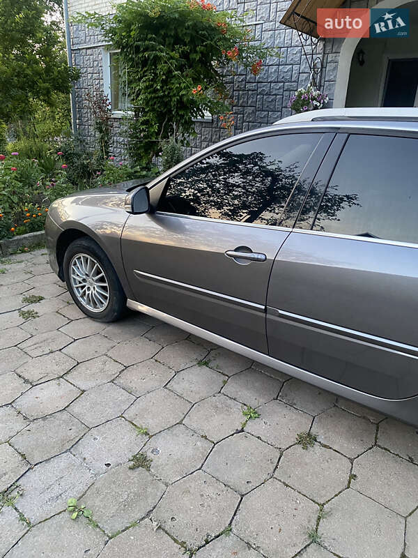 Универсал Renault Laguna 2011 в Львове фото 5 Универсал Renault Laguna 2011 в Львове