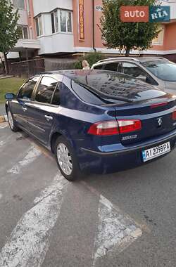 Лифтбек Renault Laguna 2001 в Буче