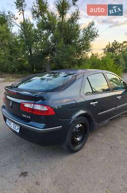 Ліфтбек Renault Laguna 2001 в 