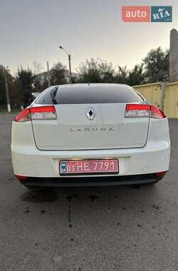 Лифтбек Renault Laguna 2010 в 