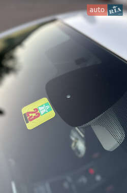 Лифтбек Renault Laguna 2010 в 