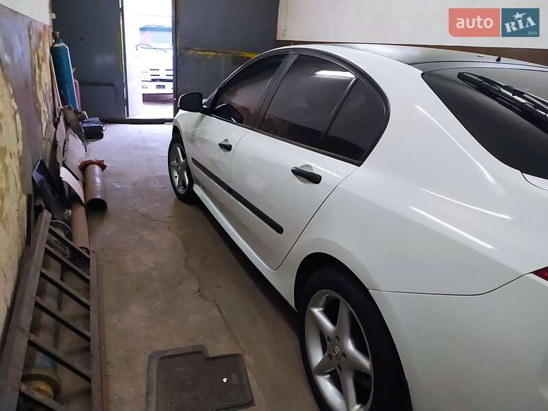 Лифтбек Renault Laguna 2008 в Киеве