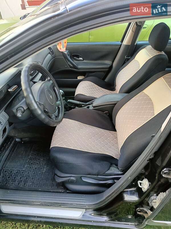 Универсал Renault Laguna 2004 в 