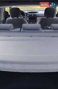 Лифтбек Renault Laguna 2002 в 