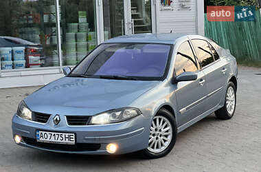 Лифтбек Renault Laguna 2006 в 