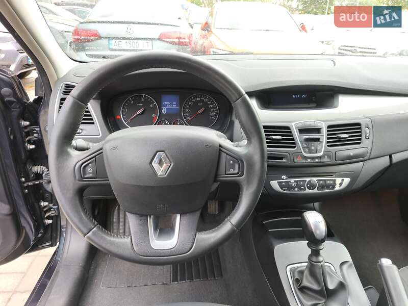 Лифтбек Renault Laguna 2011 в Днепре