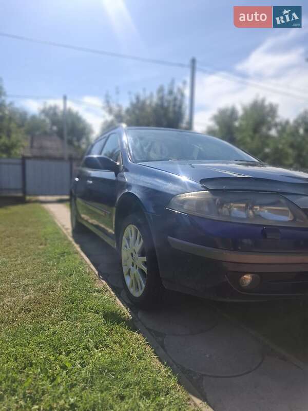 Универсал Renault Laguna 2002 в Онуфриевке