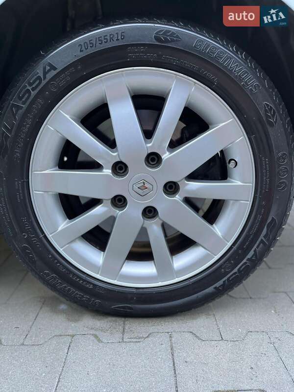 Универсал Renault Laguna 2010 в Белой Церкви