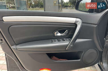 Универсал Renault Laguna 2010 в 