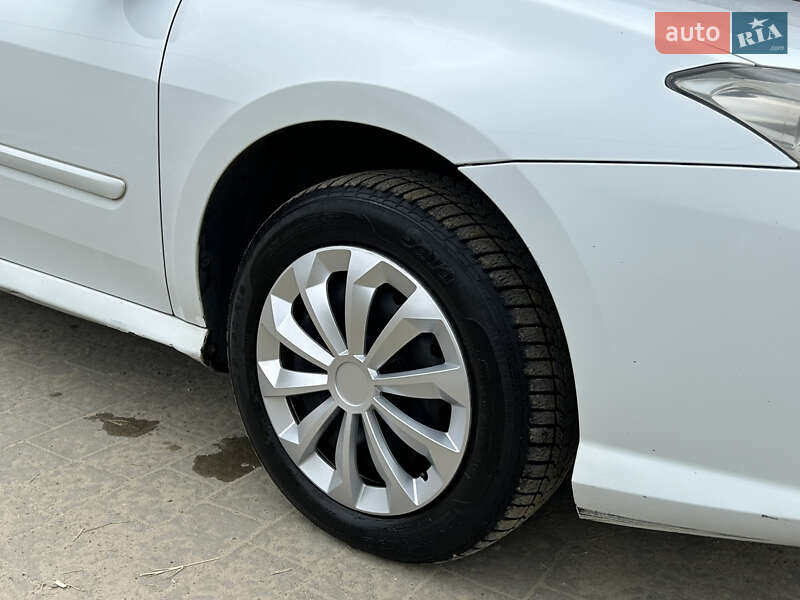 Универсал Renault Laguna 2010 в Львове