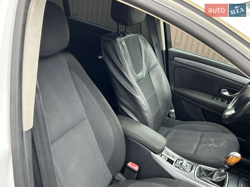 Универсал Renault Laguna 2010 в Львове