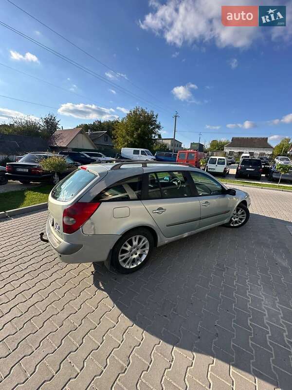 Универсал Renault Laguna 2002 в Шумске