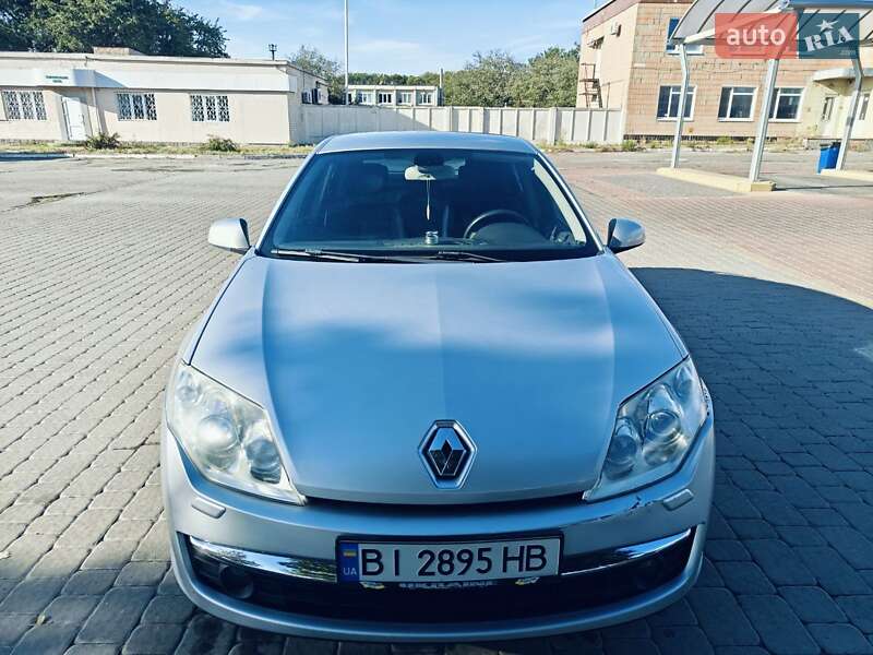 Лифтбек Renault Laguna 2009 в Полтаве фото 5 Лифтбек Renault Laguna 2009 в Полтаве