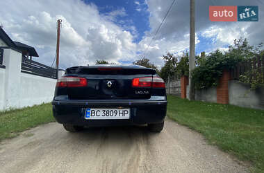 Лифтбек Renault Laguna 2002 в 