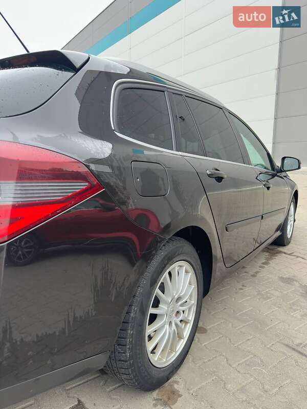 Универсал Renault Laguna 2011 в Крюковщине