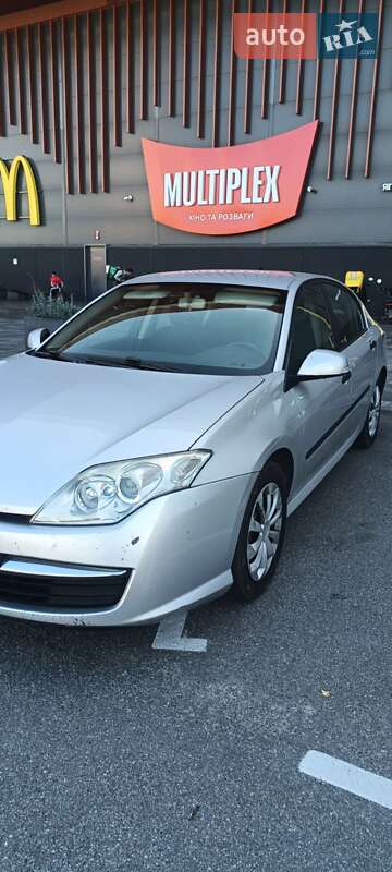 Лифтбек Renault Laguna 2008 в 
