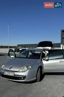 Универсал Renault Laguna 2009 в 