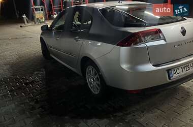 Лифтбек Renault Laguna 2008 в 