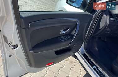 Лифтбек Renault Laguna 2008 в 