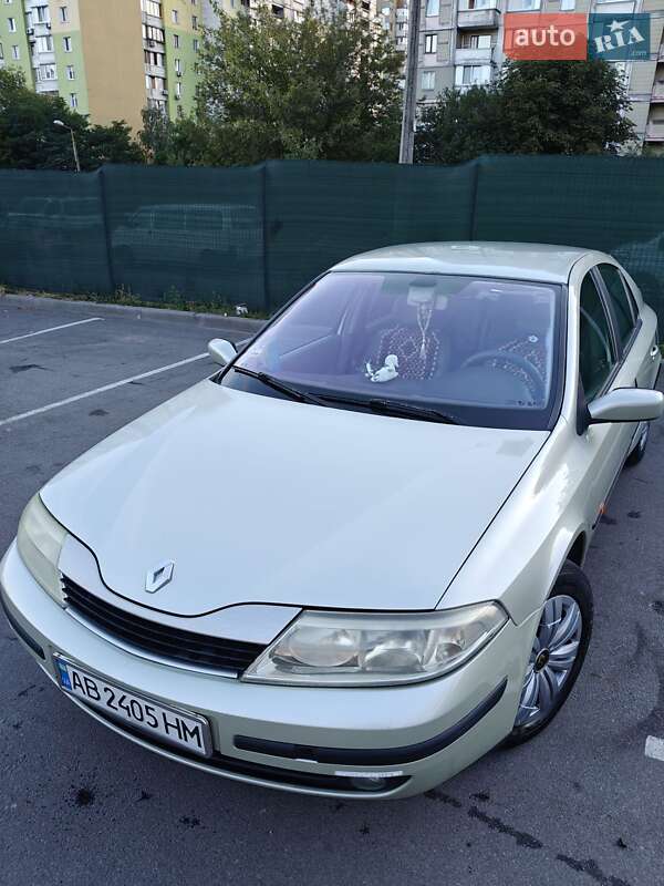 Лифтбек Renault Laguna 2003 в Киеве