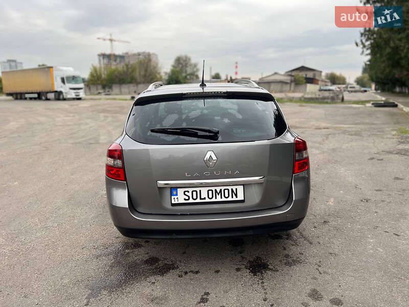 Универсал Renault Laguna 2011 в Киеве