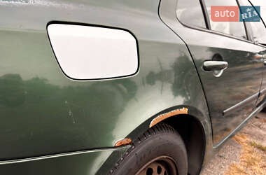 Лифтбек Renault Laguna 2001 в 