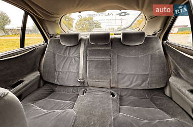 Лифтбек Renault Laguna 2001 в 