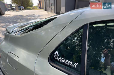 Лифтбек Renault Laguna 2003 в 