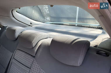 Лифтбек Renault Laguna 2003 в 