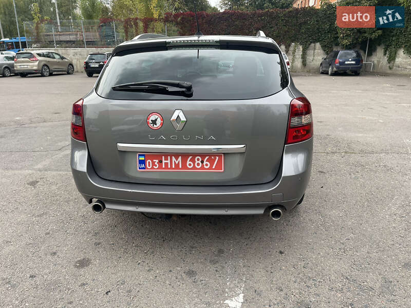 Универсал Renault Laguna 2012 в Ровно