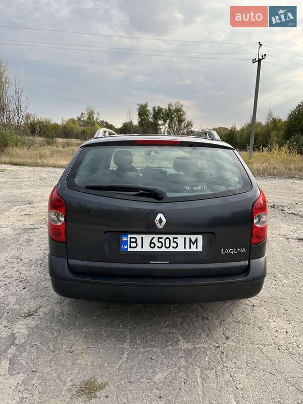 Универсал Renault Laguna 2004 в Новых Санжарах